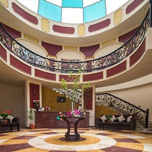 Golden 5 Almas Palace Hotel & Resort